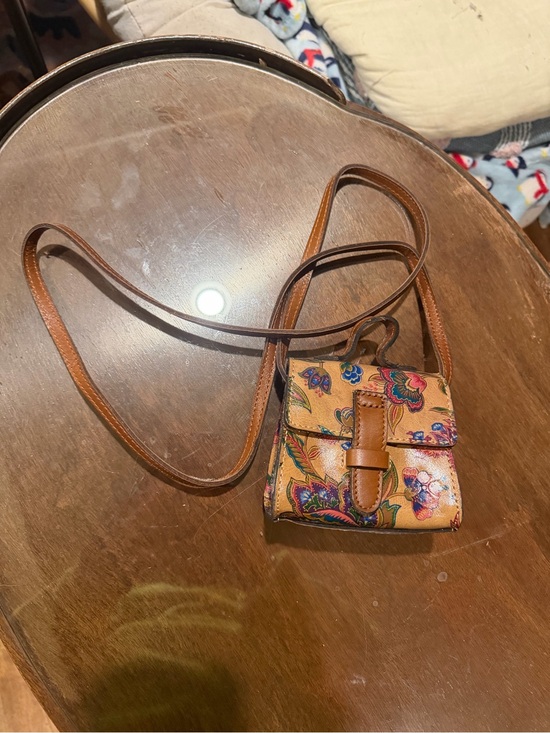 Patricia Nash Handbags - Patricia Nash Tan Floral Print Mini Crossbody Bag